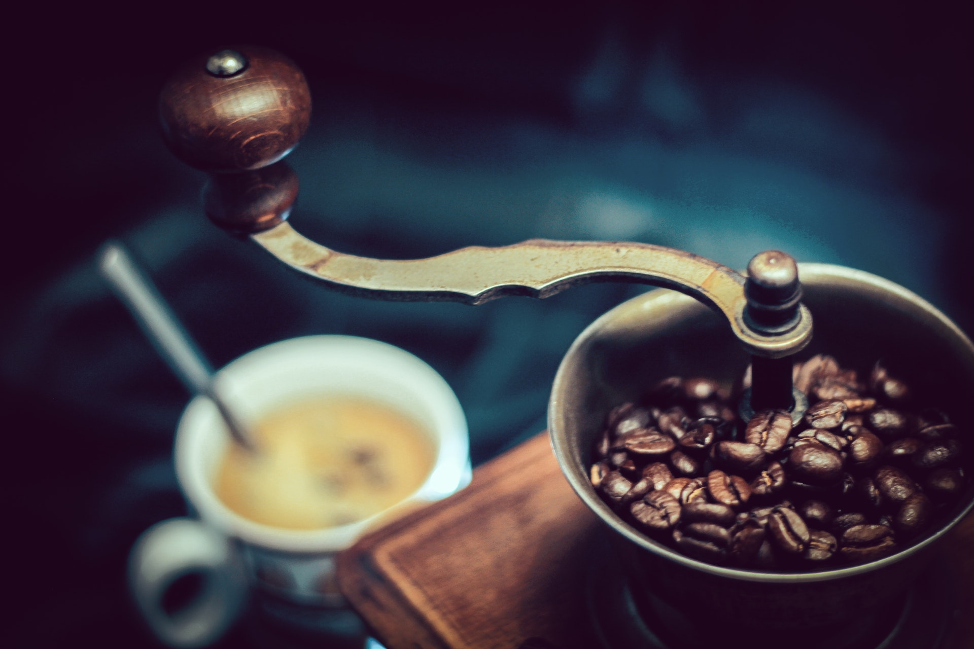 Best Coffee Grinders for Coffee Lovers in 2020